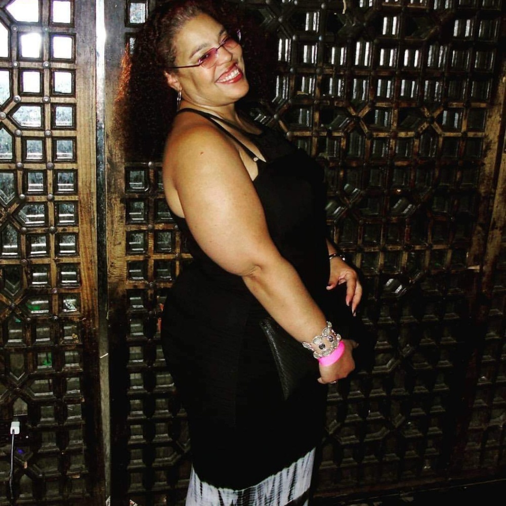 Meet your Posher, Yvette